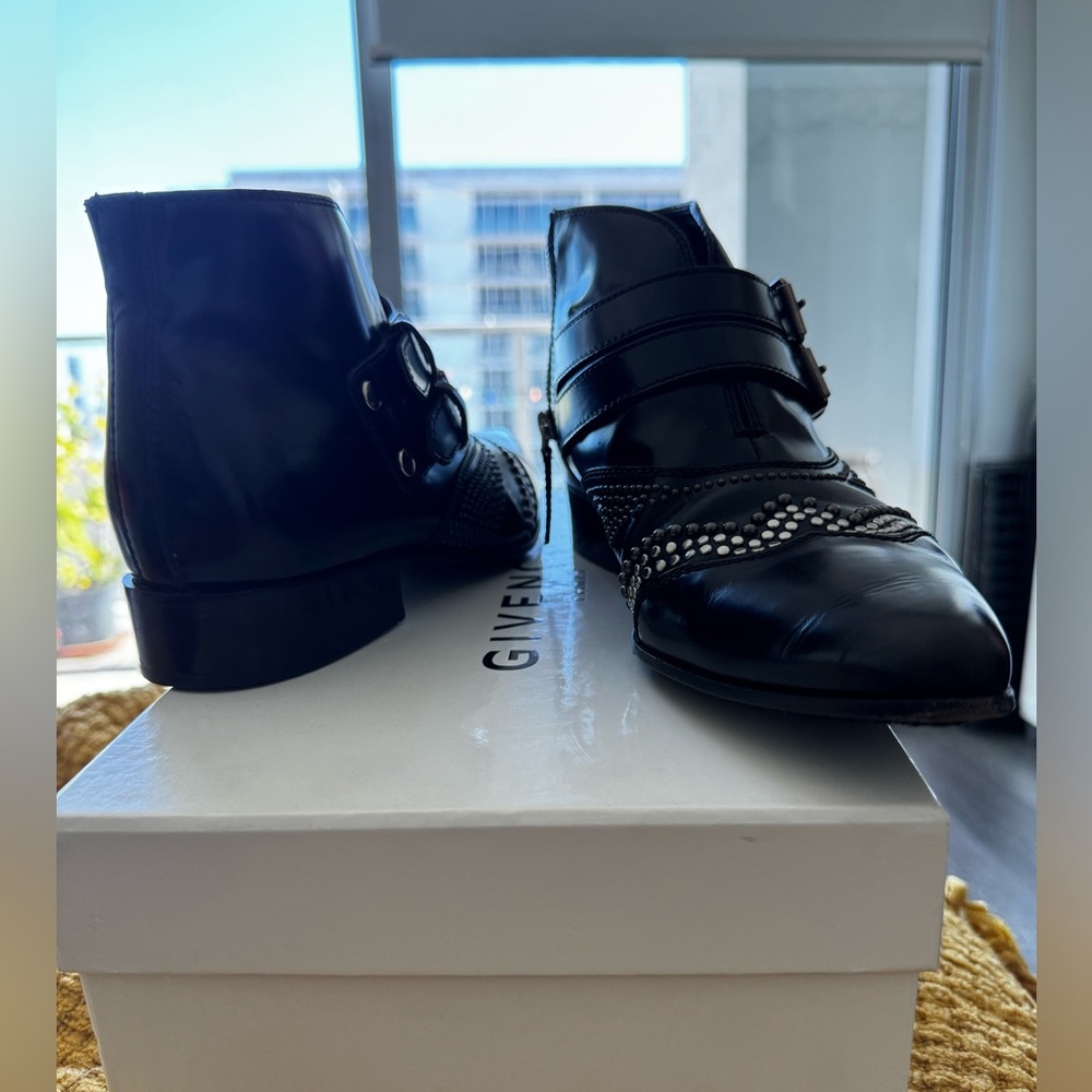 Givenchy boots